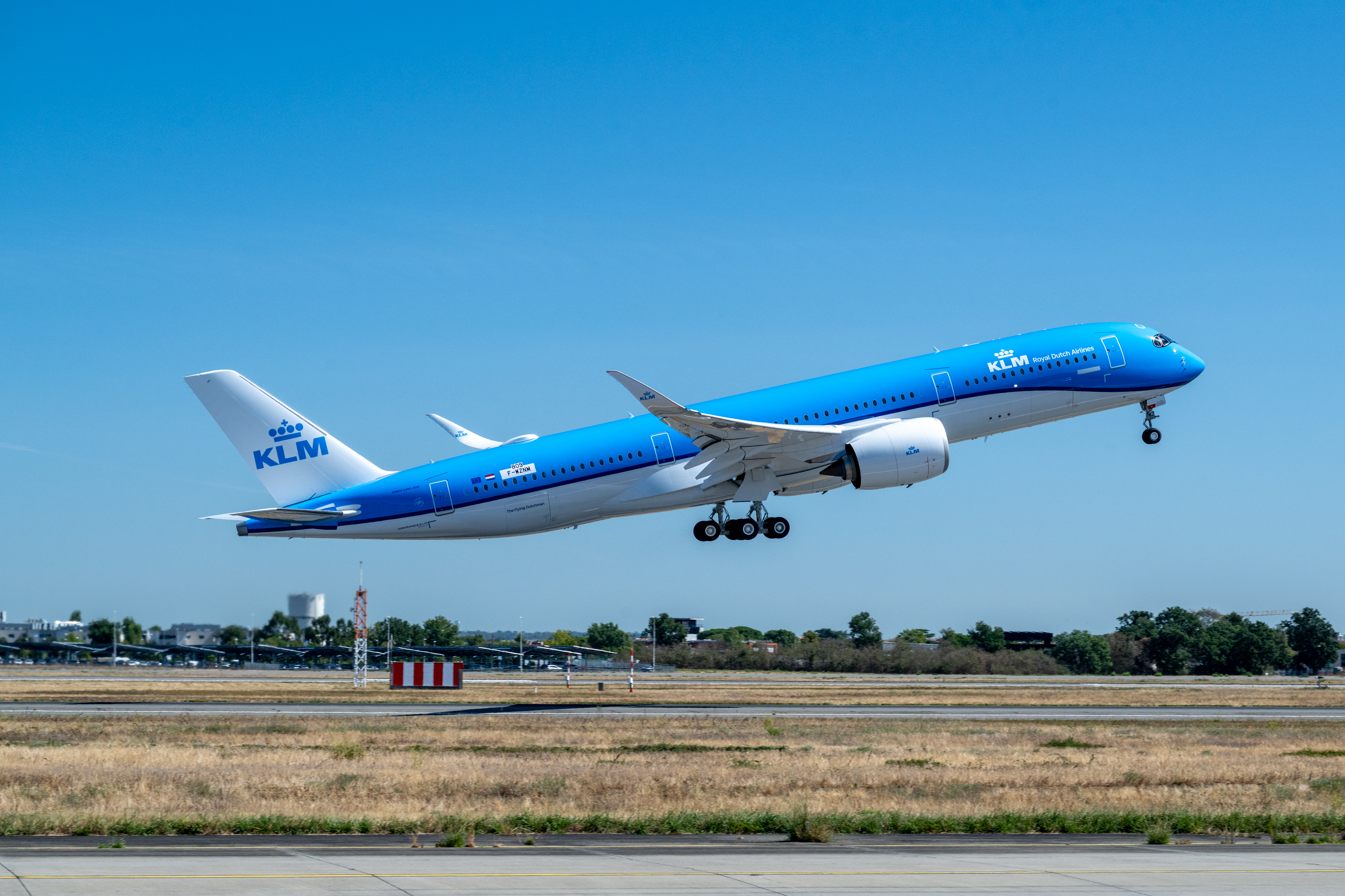 KLM Welcomes Its First Airbus A350-900 to Schiphol